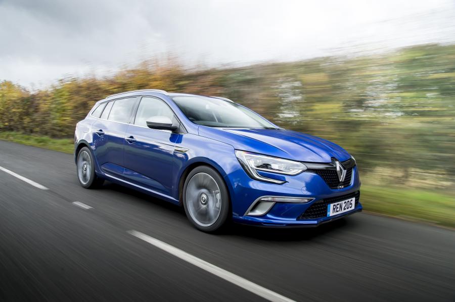  Renault Megane Estate GT 2016 года  (UK) (фото 11 из 30)